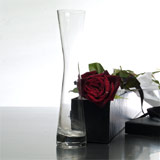 USA For Him USA,,:Beautiful Roses with Bud Vase